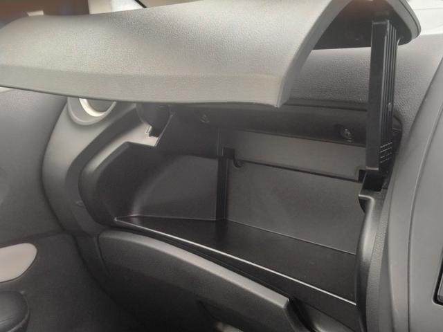 ノート Ｘ　純正ナビ　バックカメラ　衝突被害軽減ブレーキ　障害物センサー　ドライブレコーダー　ＥＴＣ　Ｂｌｕｅｔｏｏｔｈ　ＣＤ／ＤＶＤ　スマートキー（44枚目）