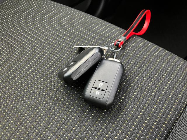 ジムニー ＸＣ　車検整備付　ワンオーナー　マニュアル車　ＬＥＤヘッドライト　バックカメラ　前後ドラレコ　純正７型フルセグＴＶナビ　純正１６インチアルミホイール　ＥＴＣ車載器　シートヒーター　オートハイビーム（12枚目）