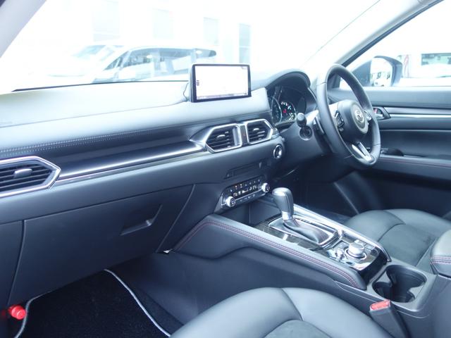 ＣＸ－５ ＸＤ　ブラックセレクション　マツダコネクト　ナビＴＶ付　３６０度カメラ　ドラレコ前後　ＥＴＣ　フロアマット　純正１９ＡＷ　ＡＣＣ　ＢＳＭ　パワーバックドア　シートヒーター　ステアリングヒーター　新車保証継承付（6枚目）