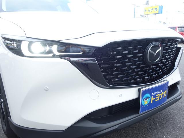 ＣＸ－５ ＸＤ　ブラックセレクション　マツダコネクト　ナビＴＶ付　３６０度カメラ　ドラレコ前後　ＥＴＣ　フロアマット　純正１９ＡＷ　ＡＣＣ　ＢＳＭ　パワーバックドア　シートヒーター　ステアリングヒーター　新車保証継承付（22枚目）