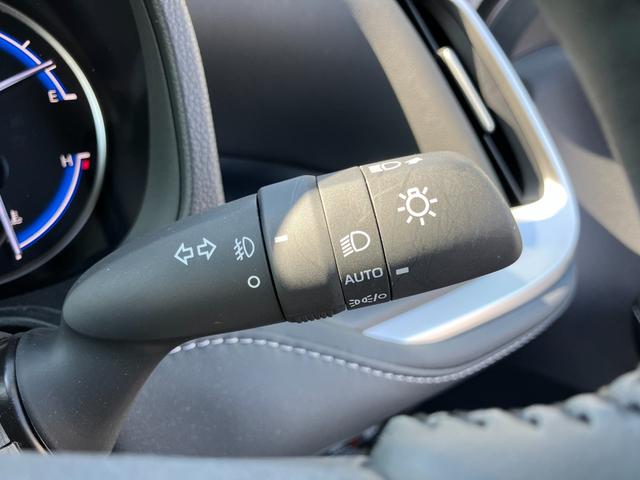 TOYOTA NOAH HYBRID S-Z