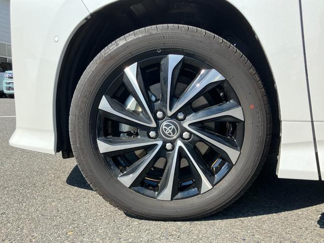 TOYOTA NOAH HYBRID S-Z