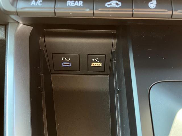 TOYOTA NOAH HYBRID S-Z