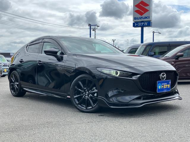 MAZDA3ファストバック 20S レトロスポーツエディション 10.25インチ ナビフルセグTV 360度ビューモニター オートエグゼエアロ BOSE ETC LEDライト SBS付 ACC BSM HUD マット バイザー 新車保証継承付(3枚目)