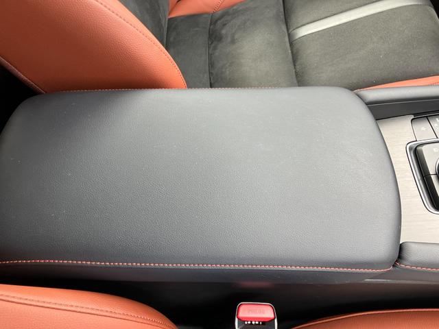 MAZDA3ファストバック 20S レトロスポーツエディション 10.25インチ ナビフルセグTV 360度ビューモニター オートエグゼエアロ BOSE ETC LEDライト SBS付 ACC BSM HUD マット バイザー 新車保証継承付(36枚目)
