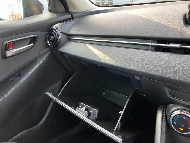 MAZDA2 15S 純正7インチナビ フルセグTV バックカメラ キーフリー LEDライト 前後コーナーソナー ETC BSM マット Bluetooth ステアリングスイッチ SCBS 前側ドラレコ(31枚目)
