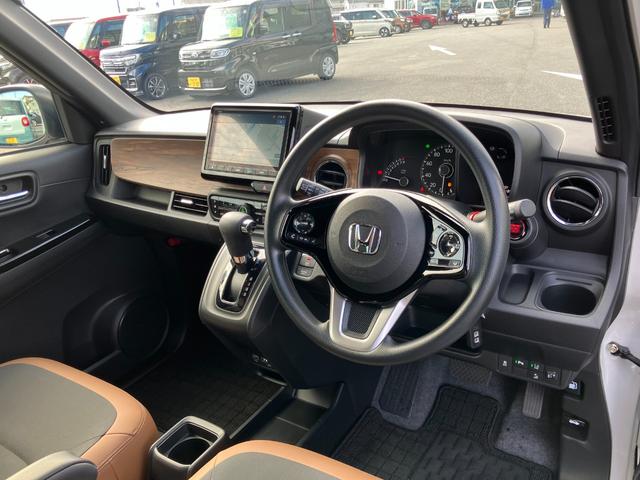 Ｎ－ＯＮＥ オリジナルスタイルプラスアーバン　純正８インチナビ　フルセグＴＶ　バックカメラ　ホンダセンシング　ＡＣＣ　レーンアシスト　ＬＥＤライト　スマートキー　プッシュスタート　前席シートヒーター　ＥＴＣ　走行３６３７ｋｍ　車検Ｒ９年５月（7枚目）