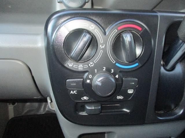 エブリイ ＰＣリミテッド　７インチナビ　ワンセグＴＶ　キーレス　ドラレコ　フロアマット　ドアバイザー　パワーウィンドー　タイヤ４本新品交換　雹凹み（10枚目）