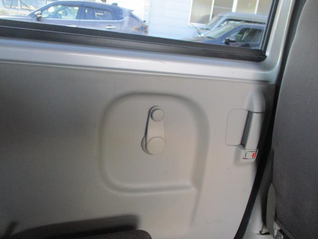 エブリイ ＰＣリミテッド　７インチナビ　ワンセグＴＶ　キーレス　ドラレコ　フロアマット　ドアバイザー　パワーウィンドー　タイヤ４本新品交換　雹凹み（29枚目）