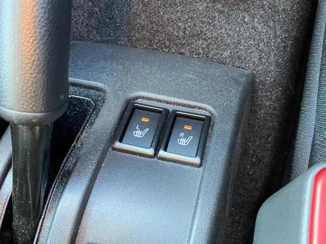 ジムニー ＸＣ　純正８インチナビ　フルセグＴＶ　バックカメラ　ＬＥＤライト　シートヒーター　クルコン　ＥＴＣ　マットバイザー　純正アルミ１６インチ　ワンオーナー　新車保障継承付　ＤＳＢＳ　キーフリー　走行１６００ＫＭ（17枚目）