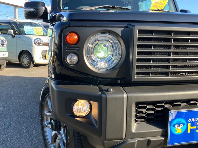 ジムニー ＸＣ　純正８インチナビ　フルセグＴＶ　バックカメラ　ＬＥＤライト　シートヒーター　クルコン　ＥＴＣ　マットバイザー　純正アルミ１６インチ　ワンオーナー　新車保障継承付　ＤＳＢＳ　キーフリー　走行１６００ＫＭ（20枚目）