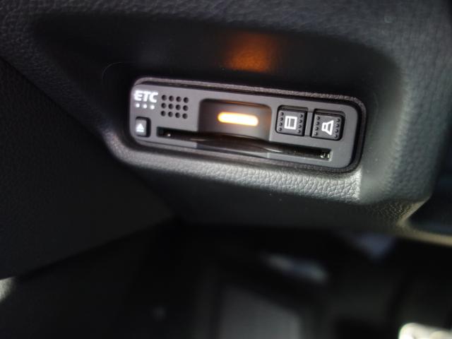 フィットハイブリッド S ホンダセンシング 純正ナビ バックカメラ ETC LEDライト フルセグTV DVD Bluetooth アダプティブクールズコントロール 衝突被害軽減ブレーキ プラズマクラスター付オートエアコン 16インチアルミ(17枚目)