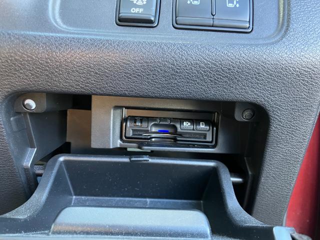 セレナ ハイウェイスター VセレクションII 純正9インチナビ フルセグTV 純正リアモニター アラウンドビューモニター LEDライト 両側パワースライド キーフリー クルコン ETC 前ドラレコ ワンオーナー タイヤ4本新品 車検整備付(12枚目)