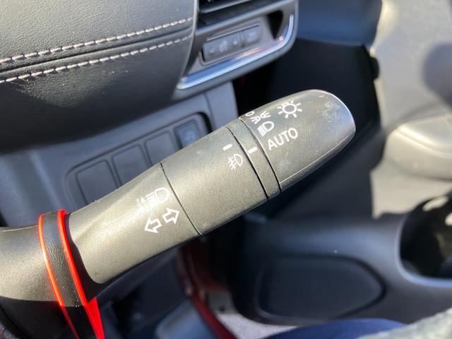 セレナ ハイウェイスター VセレクションII 純正9インチナビ フルセグTV 純正リアモニター アラウンドビューモニター LEDライト 両側パワースライド キーフリー クルコン ETC 前ドラレコ ワンオーナー タイヤ4本新品 車検整備付(13枚目)