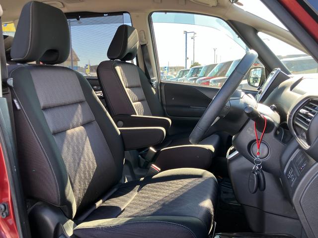 セレナ ハイウェイスター VセレクションII 純正9インチナビ フルセグTV 純正リアモニター アラウンドビューモニター LEDライト 両側パワースライド キーフリー クルコン ETC 前ドラレコ ワンオーナー タイヤ4本新品 車検整備付(21枚目)