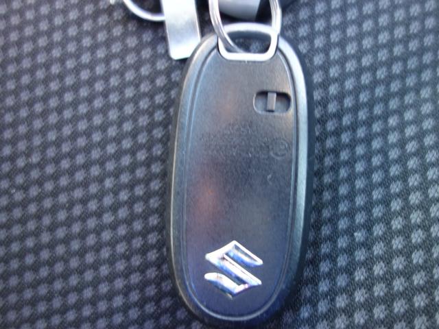 �L�[�̓|�P�b�g�ɓ��ꂽ�܂܂Ń��b�N�̊J�ƃG���W���X�^�[�g���n�j�̃L�[�t���[�V�X�e���I���������ŗ��肪�ӂ������Ă��Ă��J�M�����o���K�v�����I����͕֗��ł��I�������X�y�A�L�[������܂��I