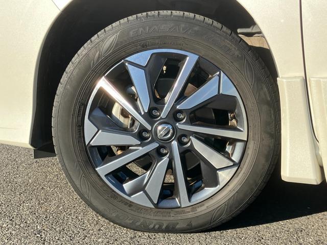 セレナ e-パワー ハイウェイスターV 9型メモリーナビ フルセグTV アラウンドビューM フリップダウン後席モニター ETC ドラレコ前後 両側PSD プロパイロット BSM デジタルインナーミラー LEDヘッドライト タイヤ4本NEW(15枚目)