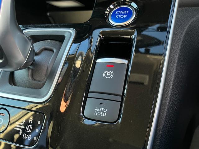 セレナ e-パワー ハイウェイスターV 9型メモリーナビ フルセグTV アラウンドビューM フリップダウン後席モニター ETC ドラレコ前後 両側PSD プロパイロット BSM デジタルインナーミラー LEDヘッドライト タイヤ4本NEW(23枚目)