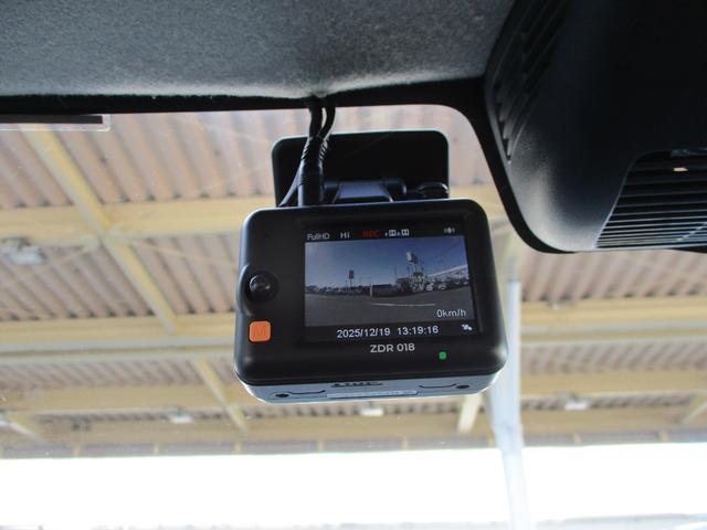 アルト A 7インチナビ フルセグTV 前後ドラレコ ETC 衝突被害軽減ブレーキDCBS付 キーレス リヤパーキングセンサー フロアマット ドアバイザー ワンオーナー 車検R10年1月 新車保証継承付(11枚目)