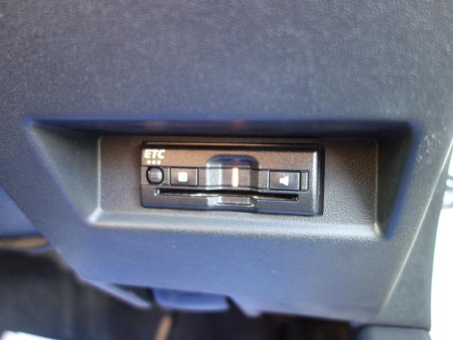 ジムニーシエラ ＪＣ　ワンオーナー　ＡＴ　４ＷＤ　純正８インチナビＴＶ　バックカメラ　ＥＴＣ　ＬＥＤライト　オプショングリル　ソナー前後　マットドフラップ　ＤＶＤ　Ｂｌｕｅｔｏｏｔｈ　ＵＳＢ　シートヒーター　車検整備付き（10枚目）