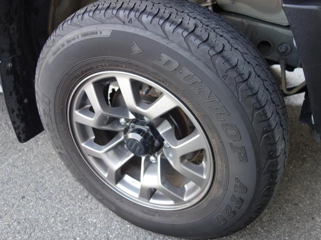 ジムニーシエラ ＪＣ　ワンオーナー　ＡＴ　４ＷＤ　純正８インチナビＴＶ　バックカメラ　ＥＴＣ　ＬＥＤライト　オプショングリル　ソナー前後　マットドフラップ　ＤＶＤ　Ｂｌｕｅｔｏｏｔｈ　ＵＳＢ　シートヒーター　車検整備付き（19枚目）