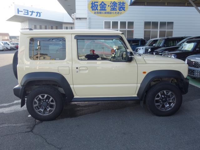 ジムニーシエラ ＪＣ　ワンオーナー　ＡＴ　４ＷＤ　純正８インチナビＴＶ　バックカメラ　ＥＴＣ　ＬＥＤライト　オプショングリル　ソナー前後　マットドフラップ　ＤＶＤ　Ｂｌｕｅｔｏｏｔｈ　ＵＳＢ　シートヒーター　車検整備付き（25枚目）