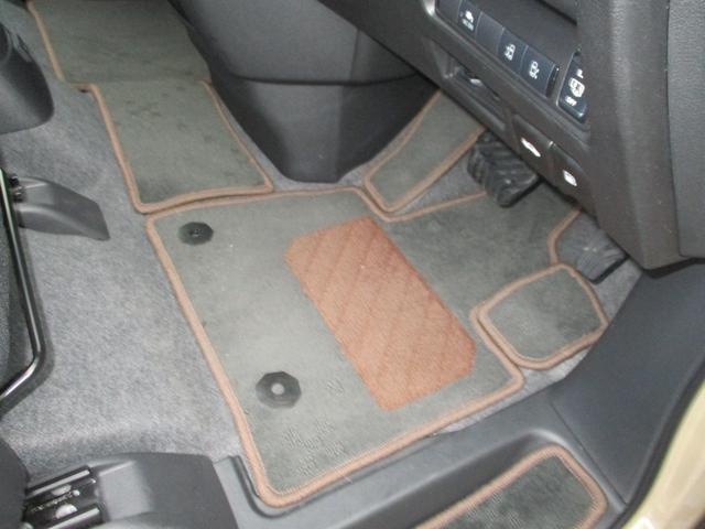 セレナ ｅ－パワー　ハイウェイスターＶ　純正１２．３インチナビＴＶ　アラウンドビュー　純正１１インチリアモニター　プロパイロット　シートヒーター　ＥＴＣ２．０　レーンアシスト　ＢＳＭ＋ＲＣＴＡ　両側パワースライド　前後ドラレコ　ツートン色（40枚目）