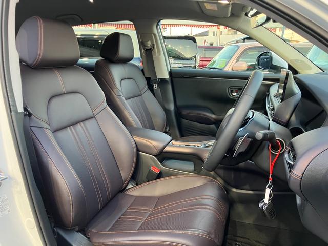 ＺＲ－Ｖ ｅ：ＨＥＶ　Ｚ　ホンダコネクトディスプレーナビＴＶ　マルチビューモニター　ＥＴＣ２．０　前席シートヒーター　Ｐシート　本革シート　ステアリングヒーター　Ｐバックドア　ＢＳＩ　後退出庫サポート　ＢＯＳＥ（17枚目）