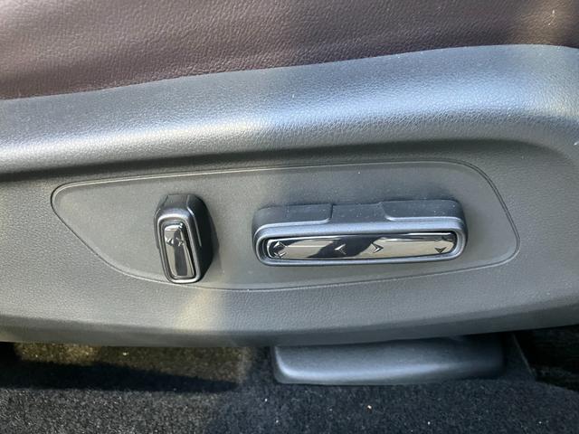 ＺＲ－Ｖ ｅ：ＨＥＶ　Ｚ　ホンダコネクトディスプレーナビＴＶ　マルチビューモニター　ＥＴＣ２．０　前席シートヒーター　Ｐシート　本革シート　ステアリングヒーター　Ｐバックドア　ＢＳＩ　後退出庫サポート　ＢＯＳＥ（33枚目）