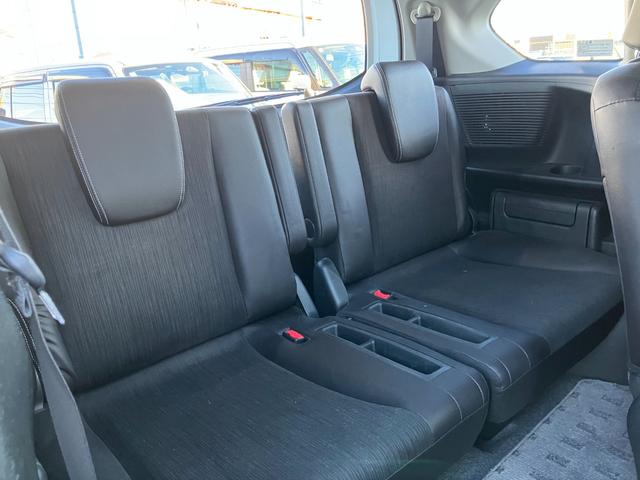 フリード G プレミアムエディション 雹凹みあり 6人乗り 純正9インチナビ フルセグTV バックカメラ フリップダウンリアモニター ETC ドラレコ 両側電動スライドドア HID キーフリー クルーズコントロール 車検R9年4月(19枚目)