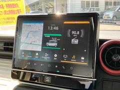 純正メーカーオプション９インチフルセグナビ！ＣＤ／ＤＶＤ再生！ブルートゥース接続！ＡＰＰＬＥＣＡＲＰＬＡＹ・ＡＮＤＲＯＩＤＡＵＴＯも接続ＯＫです！ 2