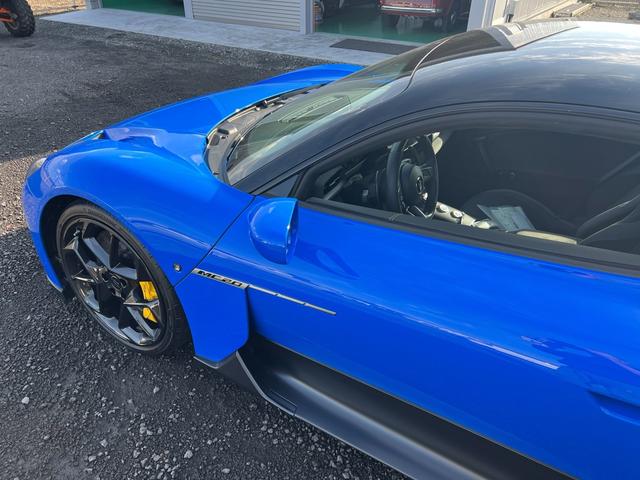 MC20 ベースグレード(5枚目)