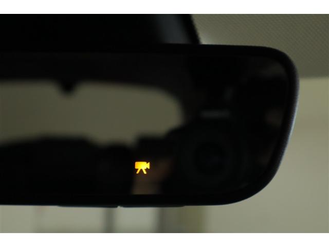 アクア Ｇ　衝突被害軽減装置　ＡＣ１００　ＬＥＤヘッド　Ｂモニター　記録簿　オートエアコン　クルーズコントロール　ナビ　盗難防止システム　横滑り防止装置　ＥＴＣ　スマートキー　キーレス　４ＷＤ　エアバッグ　ＡＢＳ（14枚目）