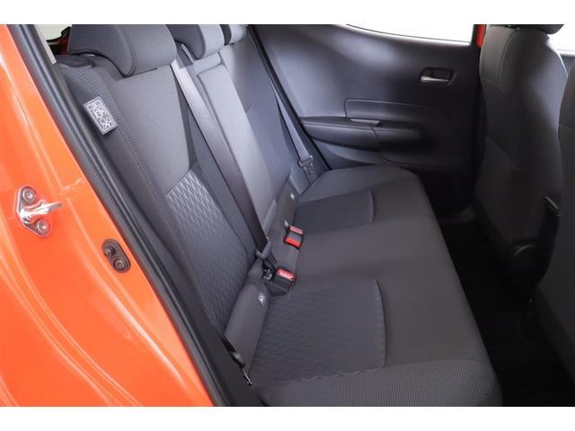 アクア Ｇ　衝突被害軽減装置　ＡＣ１００　ＬＥＤヘッド　Ｂモニター　記録簿　オートエアコン　クルーズコントロール　ナビ　盗難防止システム　横滑り防止装置　ＥＴＣ　スマートキー　キーレス　４ＷＤ　エアバッグ　ＡＢＳ（16枚目）