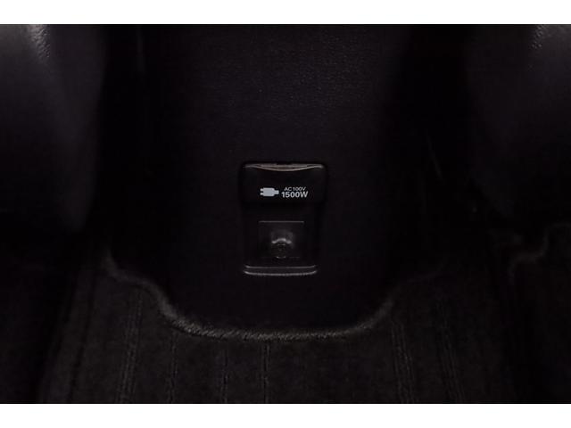 アクア Ｇ　衝突被害軽減装置　ＡＣ１００　ＬＥＤヘッド　Ｂモニター　記録簿　オートエアコン　クルーズコントロール　ナビ　盗難防止システム　横滑り防止装置　ＥＴＣ　スマートキー　キーレス　４ＷＤ　エアバッグ　ＡＢＳ（27枚目）