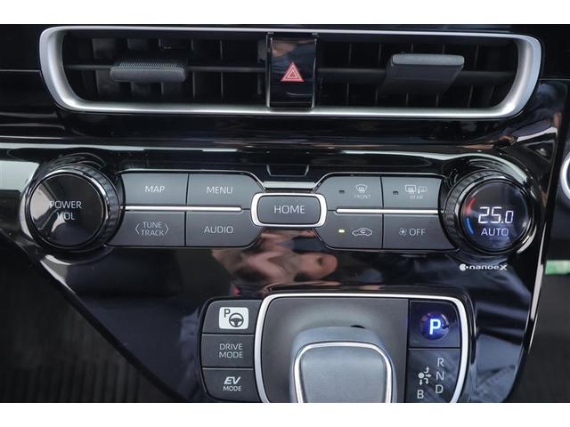 アクア Ｚ　クルコン　１オーナー　フルセグ　Ｂカメ　横滑り防止装置　盗難防止システム　記録簿　スマートキー　ＥＴＣ　寒冷地仕様　ＡＣ１００Ｖ電源　ＡＷ　ミュージックプレイヤー接続可　メモリーナビ　オートエアコン（7枚目）