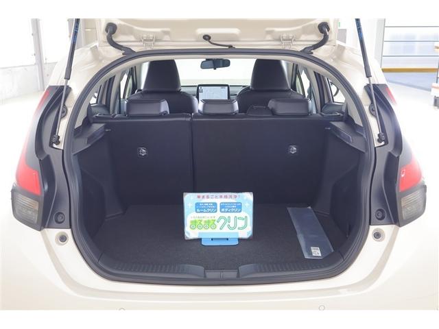 アクア Ｚ　クルコン　１オーナー　フルセグ　Ｂカメ　横滑り防止装置　盗難防止システム　記録簿　スマートキー　ＥＴＣ　寒冷地仕様　ＡＣ１００Ｖ電源　ＡＷ　ミュージックプレイヤー接続可　メモリーナビ　オートエアコン（18枚目）