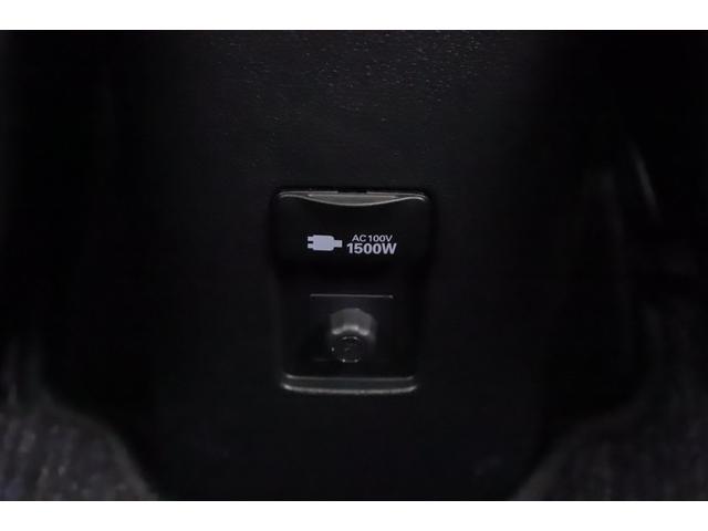 アクア Ｚ　クルコン　１オーナー　フルセグ　Ｂカメ　横滑り防止装置　盗難防止システム　記録簿　スマートキー　ＥＴＣ　寒冷地仕様　ＡＣ１００Ｖ電源　ＡＷ　ミュージックプレイヤー接続可　メモリーナビ　オートエアコン（30枚目）