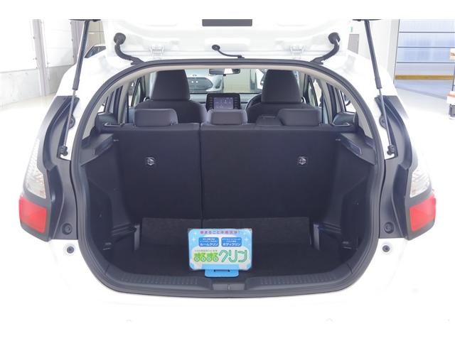 アクア Ｇ　ワンオーナ　ＶＳＣ　衝突軽減ブレーキ　バックモニター　ＬＥＤ　クルーズコントロール　スマートキー　ＥＴＣ車載器　ＡＣ１００Ｖ　フルセグＴＶ　パワーウィンドウ　イモビライザー　サイドエアバック　ＴＶ（18枚目）