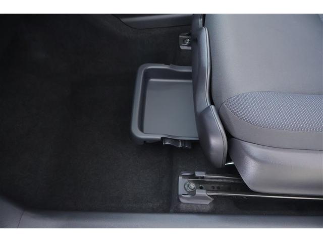 アクア Ｇ　ワンオーナ　ＶＳＣ　衝突軽減ブレーキ　バックモニター　ＬＥＤ　クルーズコントロール　スマートキー　ＥＴＣ車載器　ＡＣ１００Ｖ　フルセグＴＶ　パワーウィンドウ　イモビライザー　サイドエアバック　ＴＶ（35枚目）