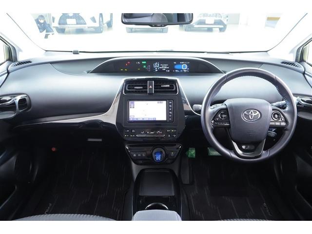プリウス Ａ　ＰＣＳ　フルセグＴＶ　ＬＥＤランプ　ワンオーナー　ドライブレコーダー　ＤＶＤ再生可能　４ＷＤ　オートエアコン　ＥＴＣ付　盗難防止システム　ナビ＆ＴＶ　スマートキー　オートクルーズ　デュアルエアバッグ（4枚目）