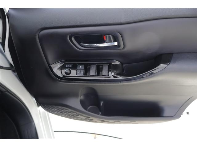 �t�����g�h�A�|�P�b�g�ɂ̓y�b�g�{�g�����u���܂��I