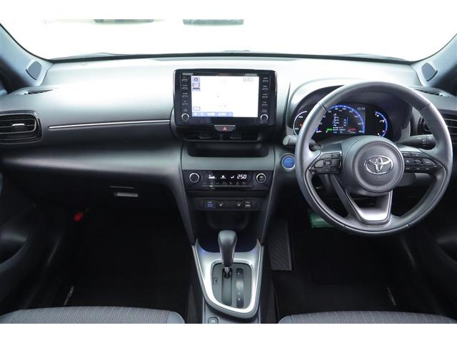 ヤリスクロス ハイブリッドＺ　スマートキ　ワンオ－ナ－　衝突軽減ブレーキ　リヤカメラ　点検記録簿　ＬＥＤヘッドライ　ＥＳＣ　クルーズＣ　パワーステアリング　アルミホイール　ＥＴＣ車載器　運転席パワーシート　イモビ　キーフリー（4枚目）