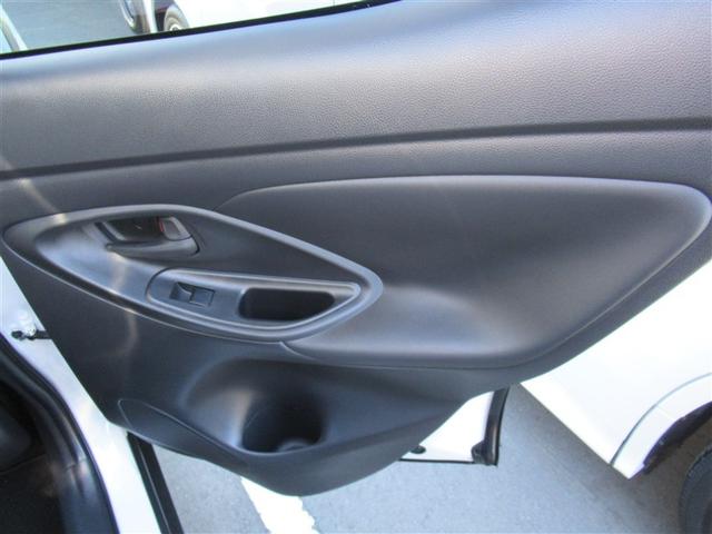 ヤリスクロス ハイブリッドＺ　スマートキ　ワンオ－ナ－　衝突軽減ブレーキ　リヤカメラ　点検記録簿　ＬＥＤヘッドライ　ＥＳＣ　クルーズＣ　パワーステアリング　アルミホイール　ＥＴＣ車載器　運転席パワーシート　イモビ　キーフリー（35枚目）