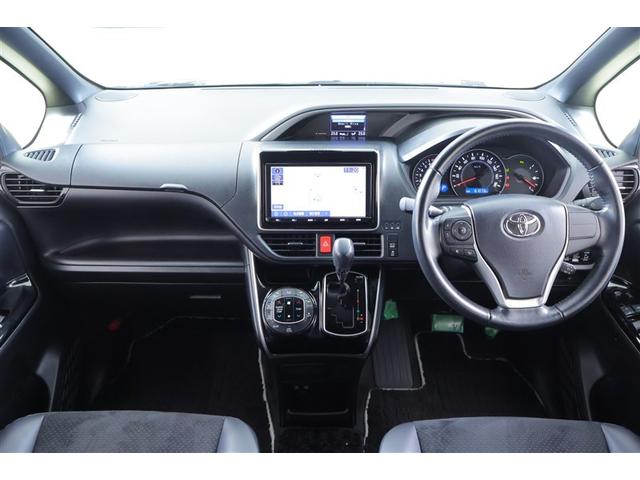 ヴォクシー ＺＳ　煌ＩＩＩ　バックガイドモニタ　両側Ｐドア　ＡＷ　記録簿有　ＬＥＤライト　Ａストップ　リアオートエアコン　イモビ　スマートキープッシュスタート　ワンオーナ　ＤＶＤ再生可　ＥＴＣ装備　キーレス　オートエアコン（4枚目）