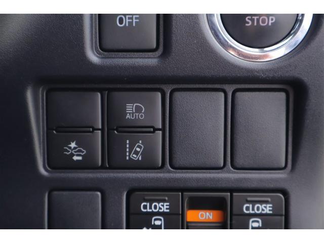 ヴォクシー ＺＳ　煌ＩＩＩ　バックガイドモニタ　両側Ｐドア　ＡＷ　記録簿有　ＬＥＤライト　Ａストップ　リアオートエアコン　イモビ　スマートキープッシュスタート　ワンオーナ　ＤＶＤ再生可　ＥＴＣ装備　キーレス　オートエアコン（12枚目）