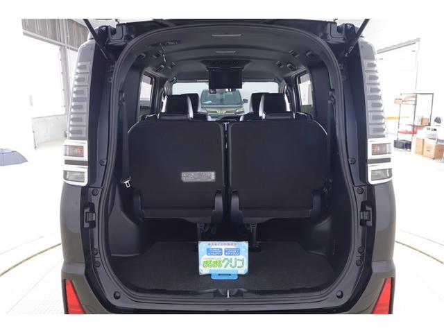 ヴォクシー ＺＳ　煌ＩＩＩ　バックガイドモニタ　両側Ｐドア　ＡＷ　記録簿有　ＬＥＤライト　Ａストップ　リアオートエアコン　イモビ　スマートキープッシュスタート　ワンオーナ　ＤＶＤ再生可　ＥＴＣ装備　キーレス　オートエアコン（18枚目）