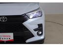LEDヘッドライトがついています。ハロゲンランプより約2倍明るいので夜間走行も安心ですよ☆