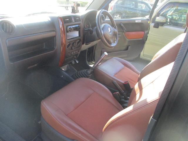 ジムニー ランドベンチャー 5速MT・ターボ・4WD・キーレス・運転席シートヒーター・リフトアップ・社外マフラー(10枚目)