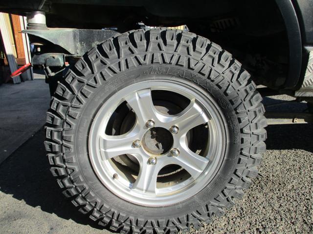 ジムニー ランドベンチャー 5速MT・ターボ・4WD・キーレス・運転席シートヒーター・リフトアップ・社外マフラー(28枚目)